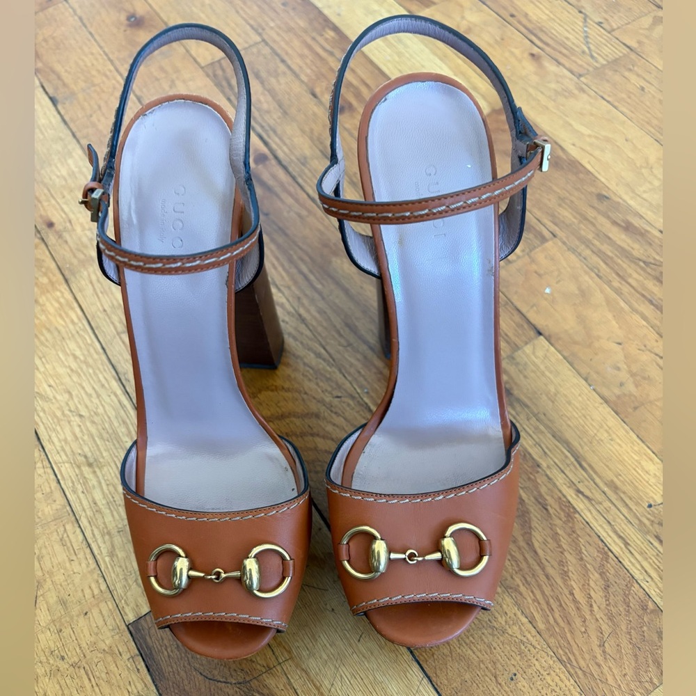 Authentic Gucci Camel Leather Claudie Platform Sandals Size 40